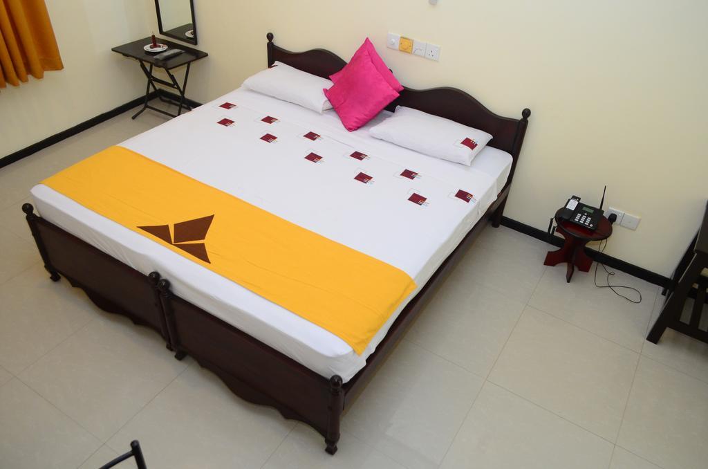 Jayasinghe Holiday Resort Kataragama Luaran gambar