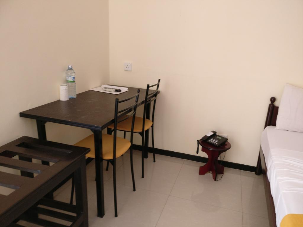 Jayasinghe Holiday Resort Kataragama Luaran gambar