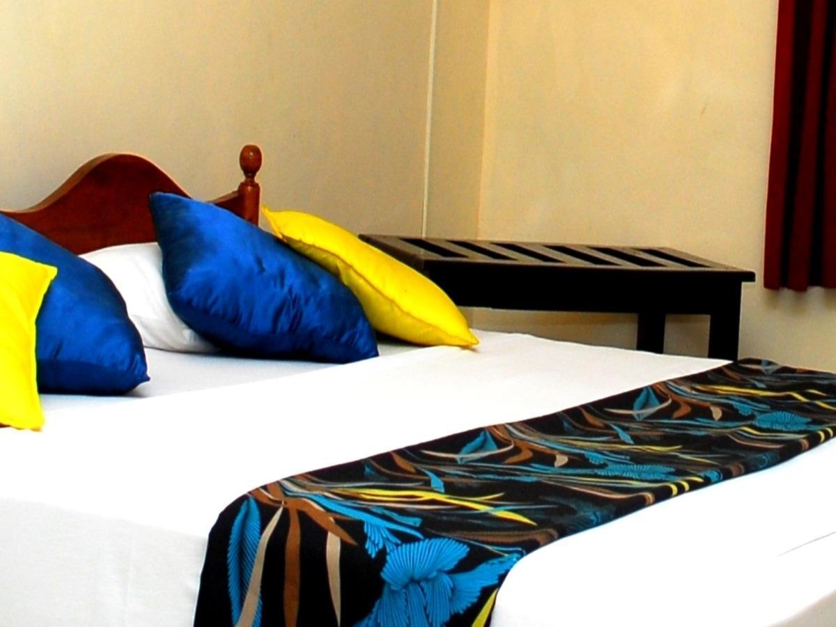 Jayasinghe Holiday Resort Kataragama Luaran gambar