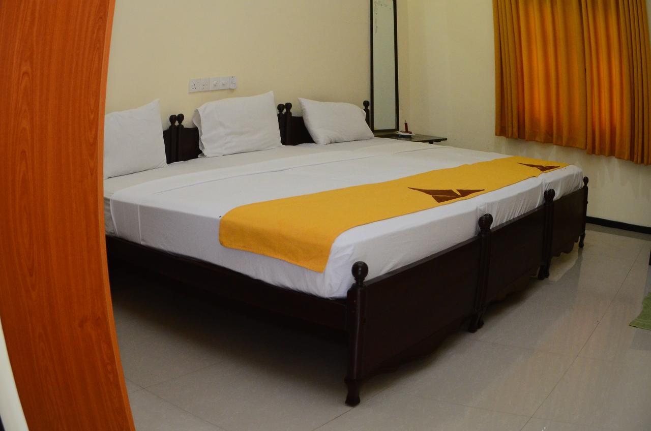 Jayasinghe Holiday Resort Kataragama Luaran gambar